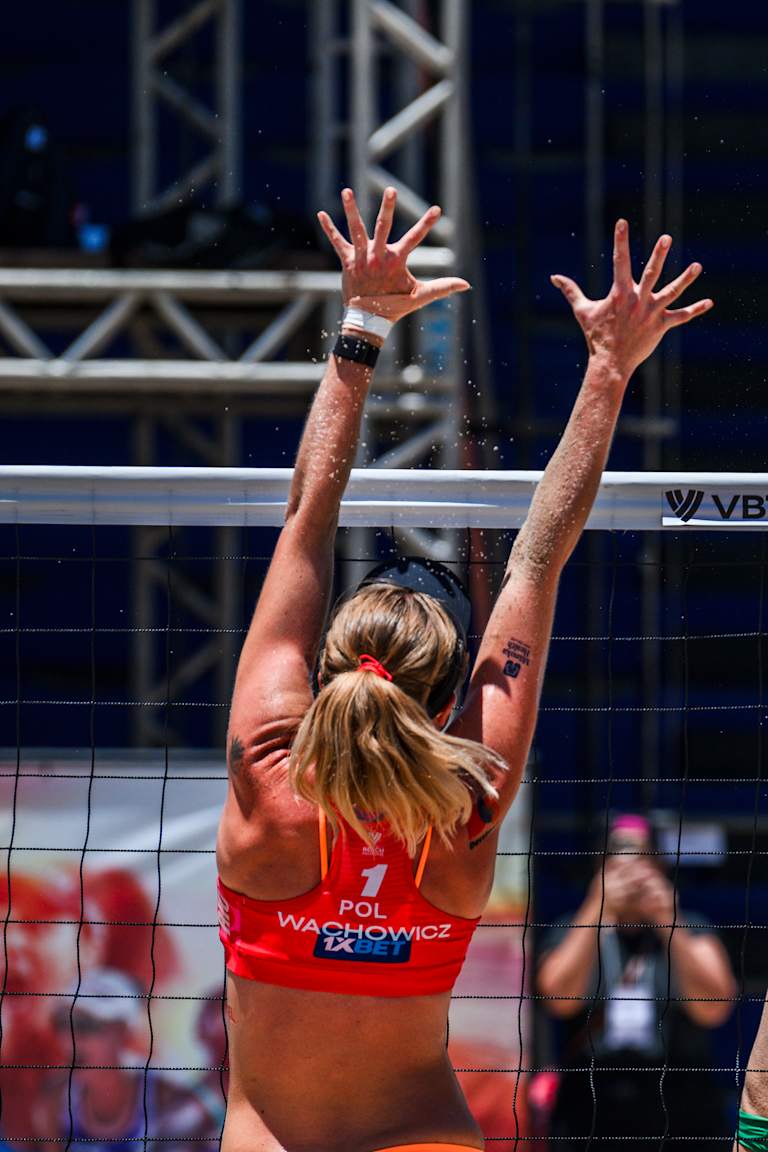 Klingers upset Carol & Barbara to break Brazilian domination in Rio