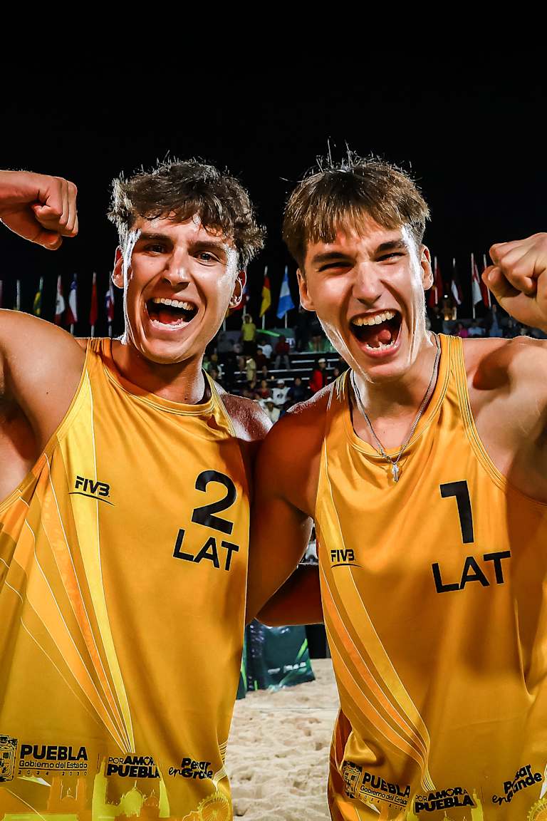 Latvia’s Auzins & Fokerots do it again – grab another world title, this time without dropping a set!