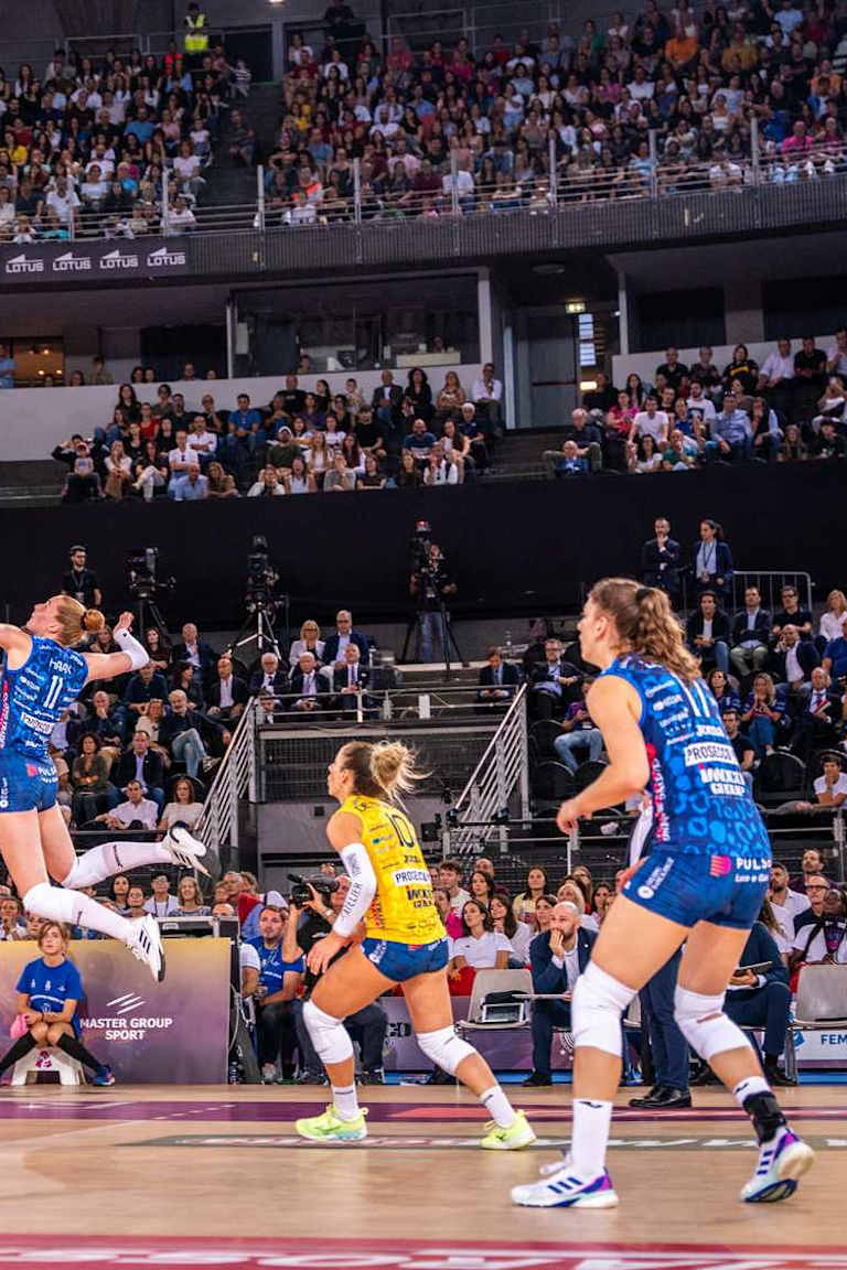 Supercoppa Fineco di pallavolo femminile 2024: Conegliano vince al tie break contro una battagliera Milano