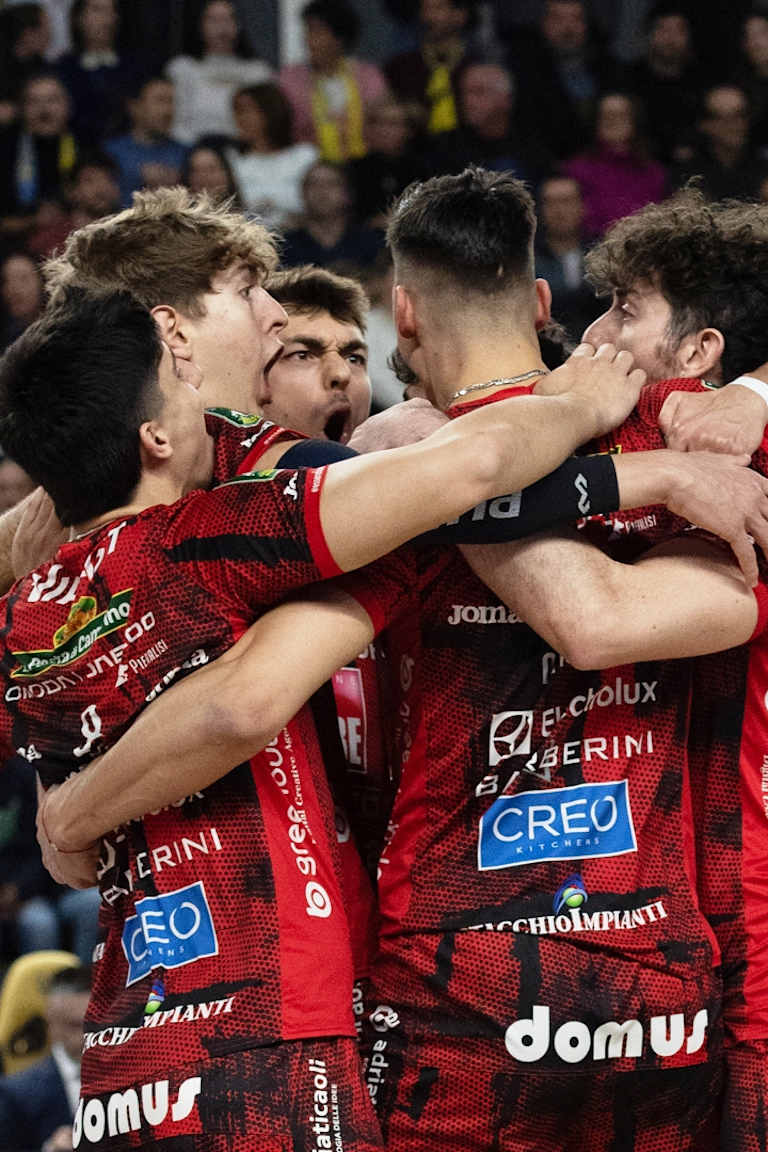 Civitanova de Davi Tenório surpreende o Verona de Darlan na Liga Italiana