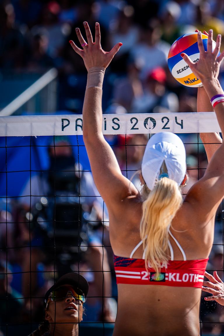 Melissa & Brandie win big North American clash with medal contenders Nuss & Kloth