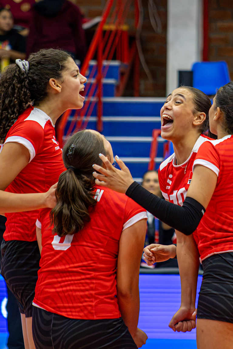 Tunisia trio carry childhood dreams to Chile