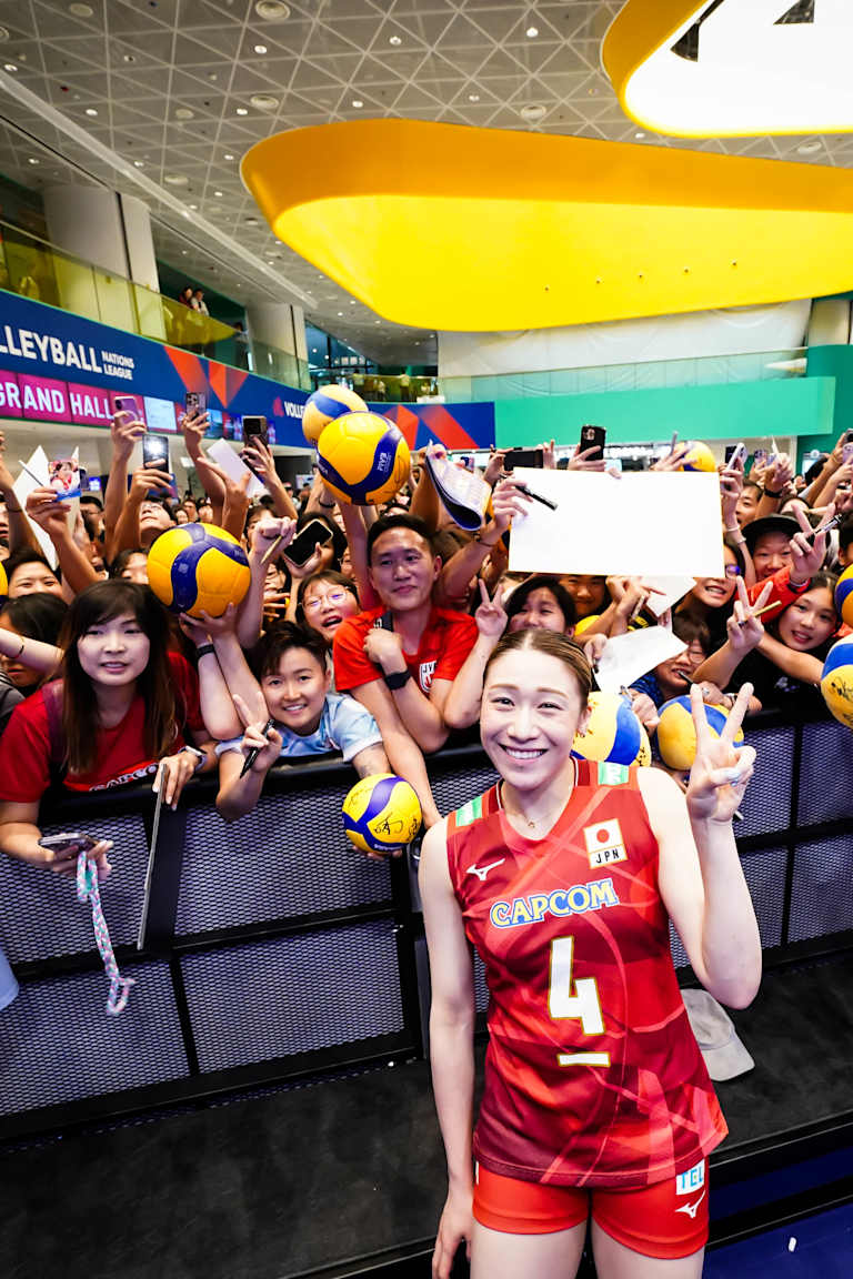 Japan back to winning ways with four aces from Ishikawa