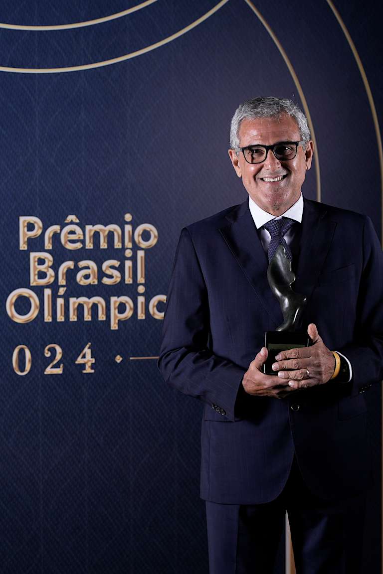 Volleyball stars honored in Olympic celebration in Brazil