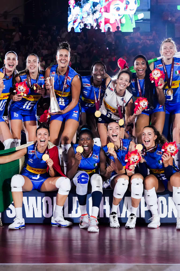 L'Italia femminile è campione del mondo dopo 23 anni! Sconfitta la Turchia, è festa totale per le azzurre