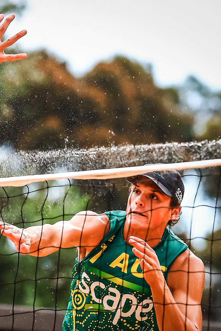 Sensational Potts & Pearse delight home crowd with first Australian win in Adelaide