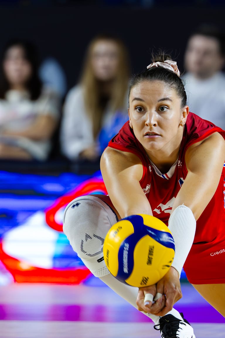 France beat Greece and qualify