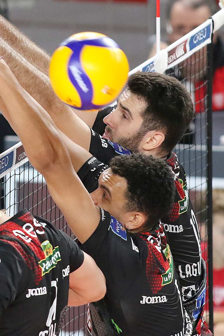 Tradition: SuperLega action on the day after Christmas