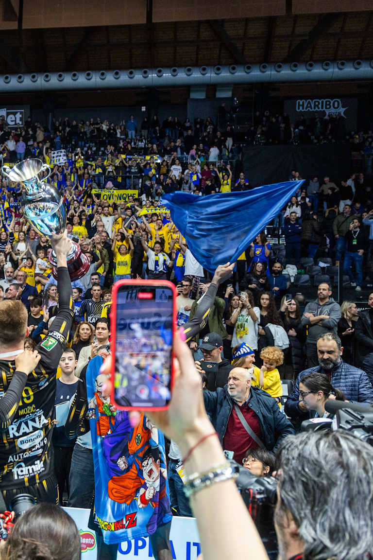 La prima Coppa di Verona, ma anche il ritorno di Galassi e Lavia