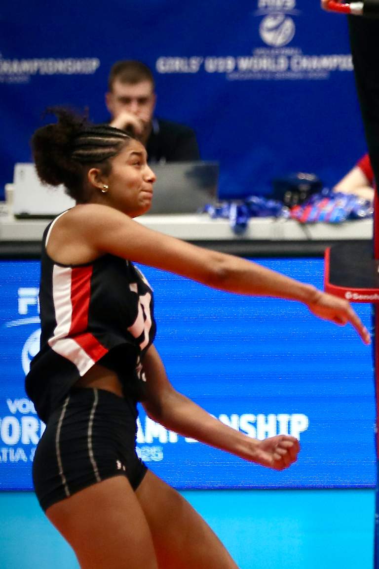 Italy come back from a set down to beat Belgium in U19 highlight