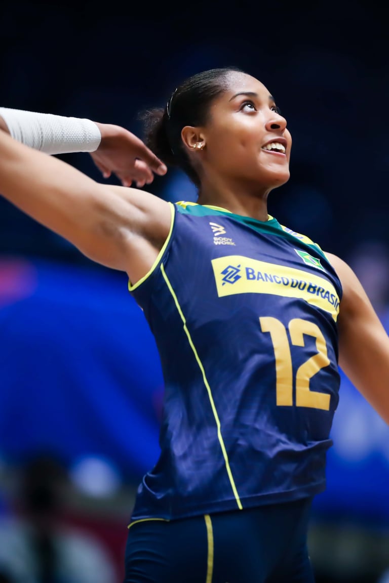 Ana Cristina on fire as Brazil score first win