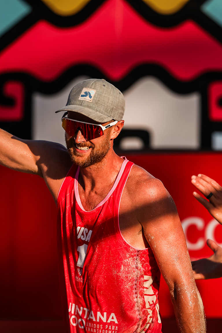 Schalk and Shaw beat Olympic champions to get to the semis