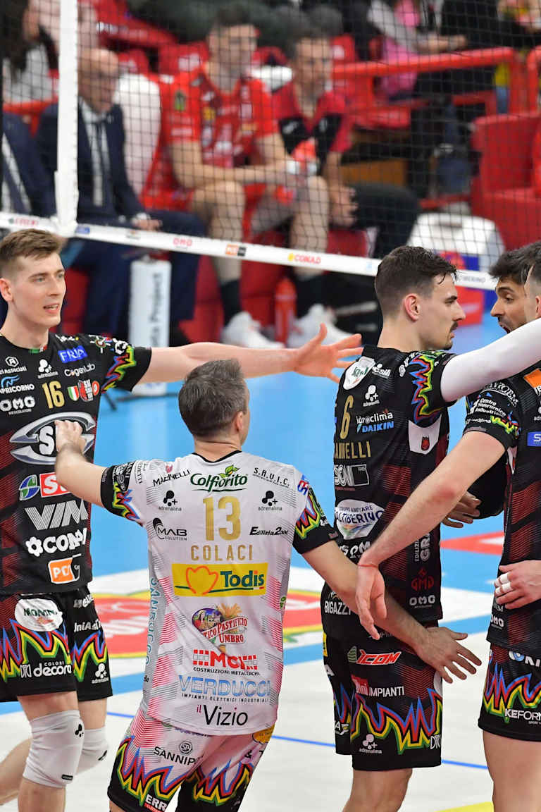 Playoff di Superlega 2024/2025, risultati e tabellini di gara -1 di semifinali: Perugia e Trento partono forte · Pallavolo maschile