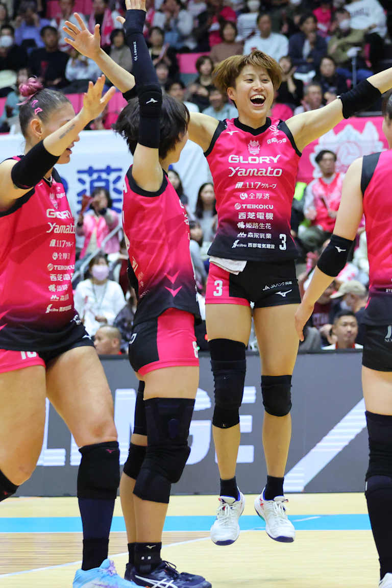 Himeji snatch thrilling five-set wins over Kurobe