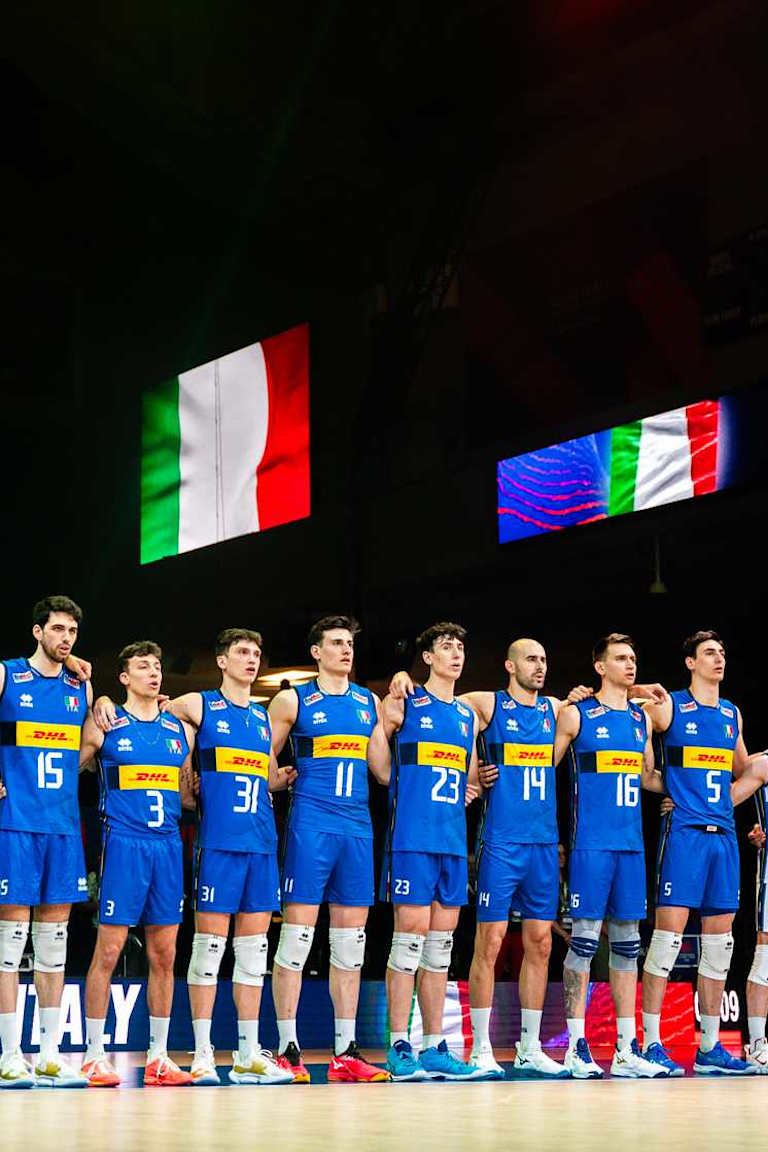 Olimpiadi di Parigi 2024: De Giorgi e Velasco alla ricerca dell'oro mancante nel volley azzurro