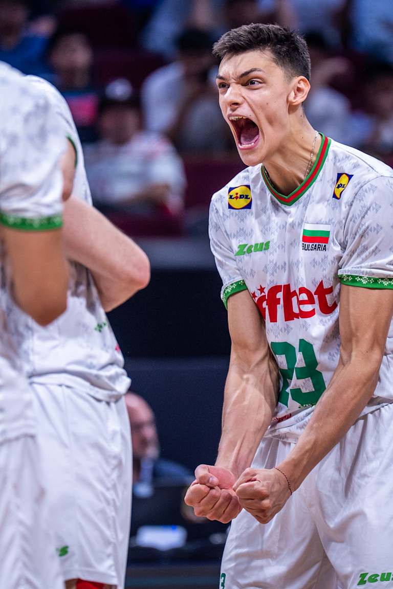 Aleks Nikolov 67 points (!) clear on top of the best scorers ranking