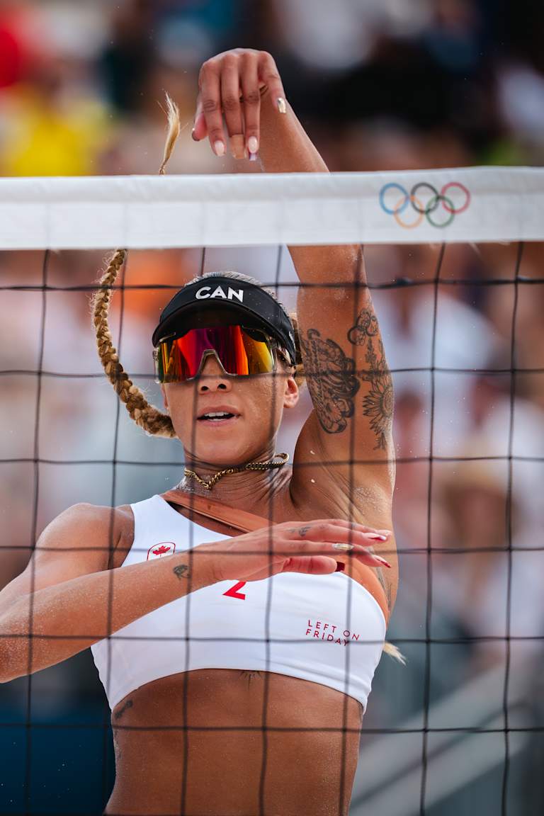 Melissa & Brandie and Ana Patricia & Duda complete semifinal line-up in Paris