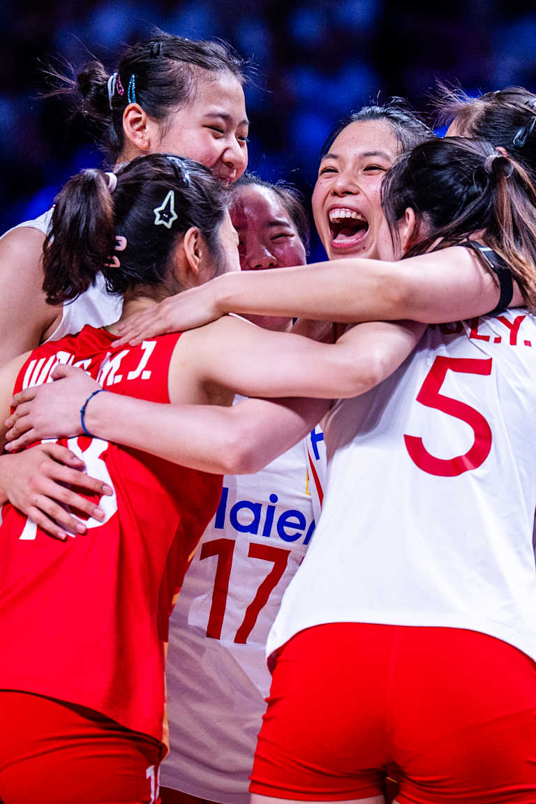 Over four thousand cheer on as China outlast USA on way to VNL semis