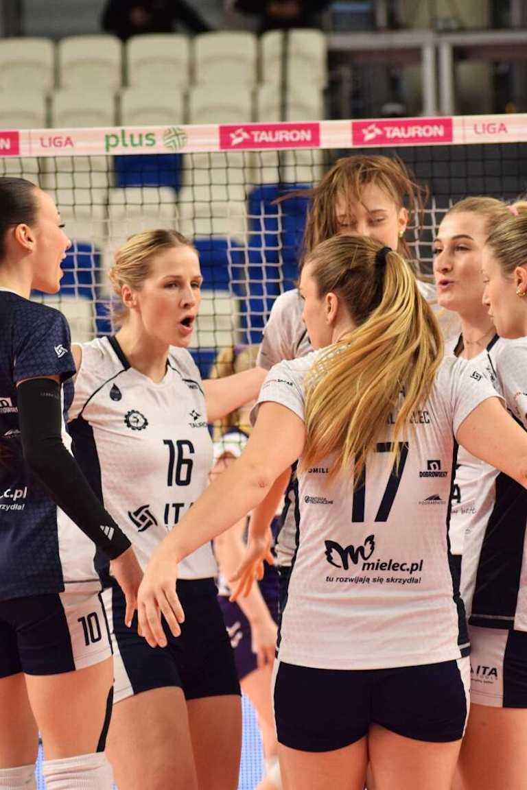 Mielec enter the playoff zone with massive win over Radomka
