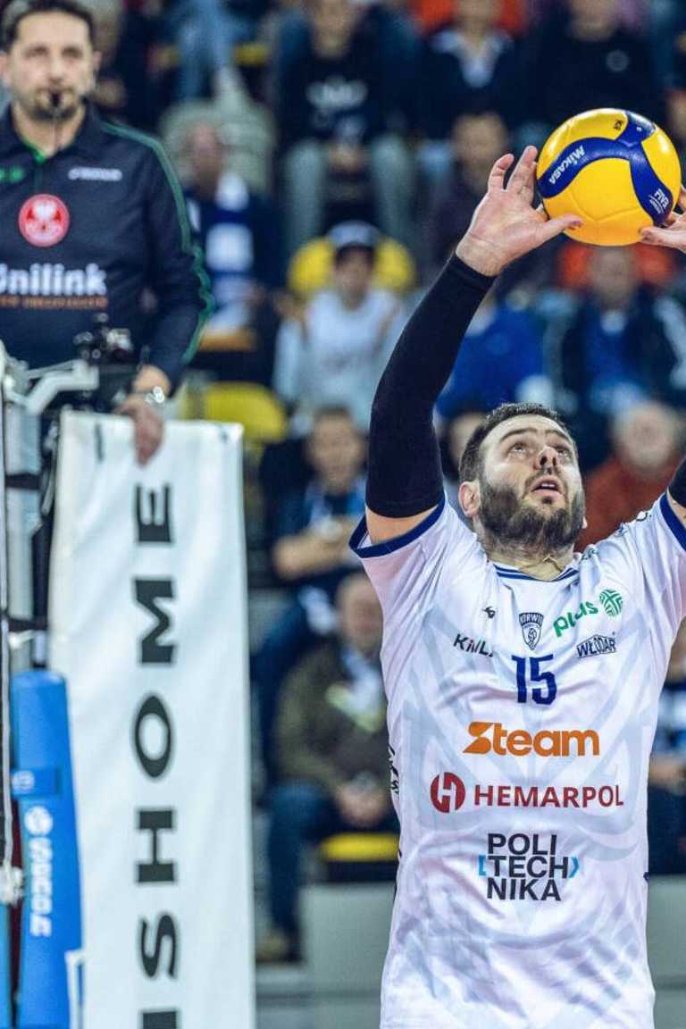 Steam fight for survival, stun Jastrzebski Wegiel in Poland