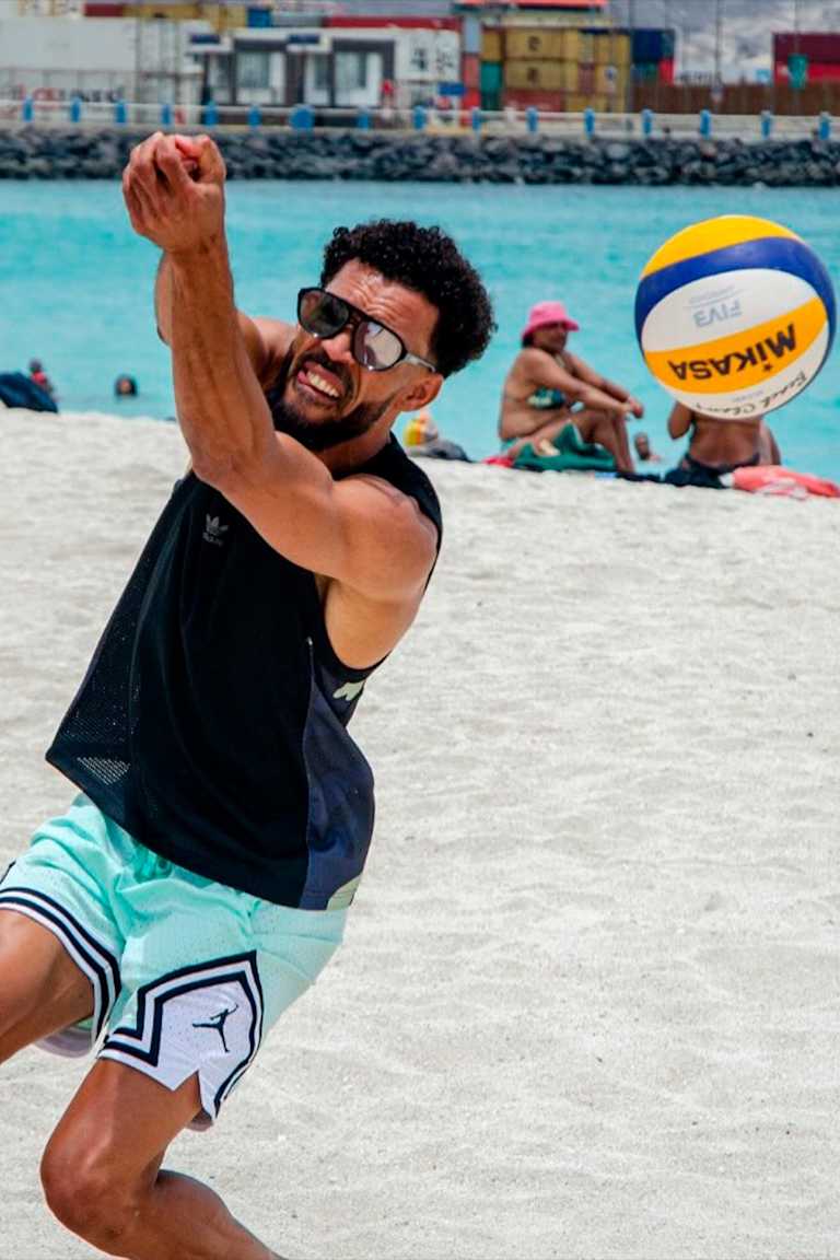 Vozinha, del vóley de playa en Cabo Verde al Mundial FIFA