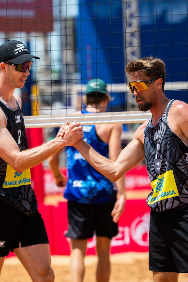 Crabb and Benesh enjoy perfect first day as partners in Brazil