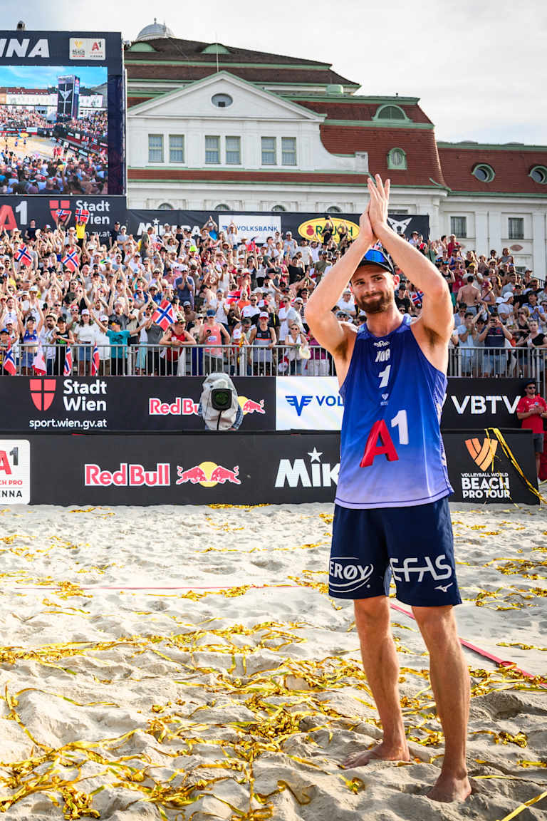 Mol & Sorum back up to number two in World Ranking