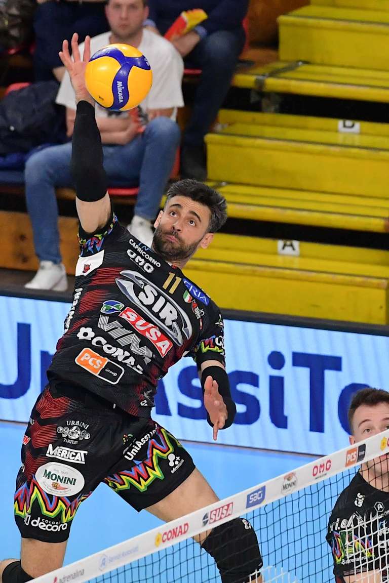 Sebastian Sole shines as Sir wins first game with Gas Sales