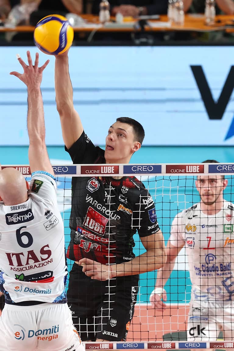 Finale scudetto di Superlega 2024/2025: calendario, programma, orario e dove vedere gara -3 dell'ultimo atto dei playoff di pallavolo maschile tra Trento e Civitanova