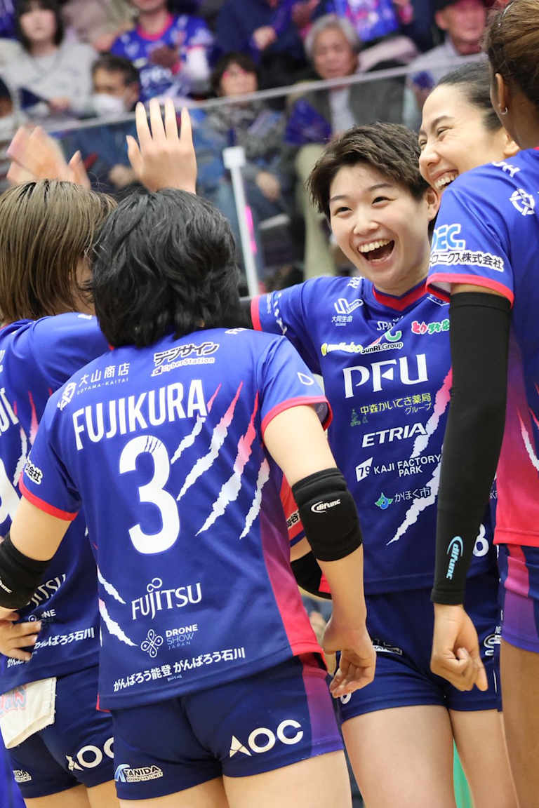 PFU qualify for playoffs, top teams trade wins in Japan