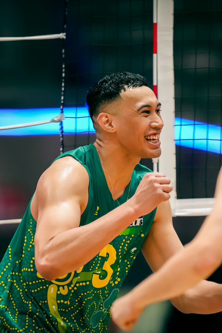 Australia, China and Thailand win on day two in Fukuoka