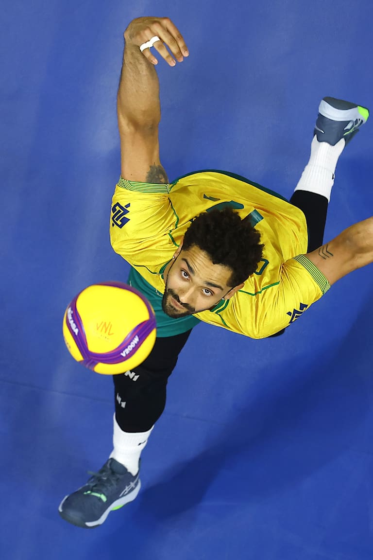 Líder invicto, Brasil tenta manter o ritmo na segunda semana da VNL