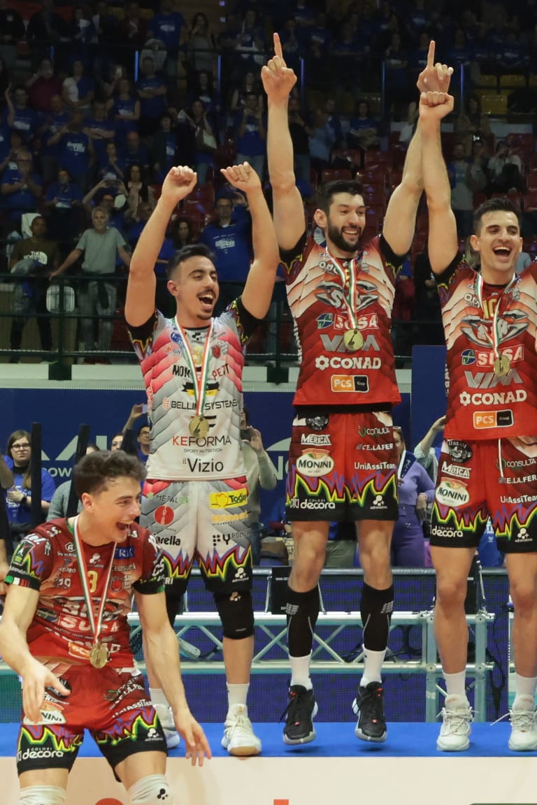 È festa grande a Perugia: gli umbri vincono gara -4 a Monza e si prendono lo scudetto!