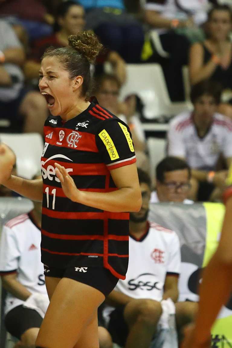 Rivais Osasco e Flamengo medem forças na terça pela Superliga