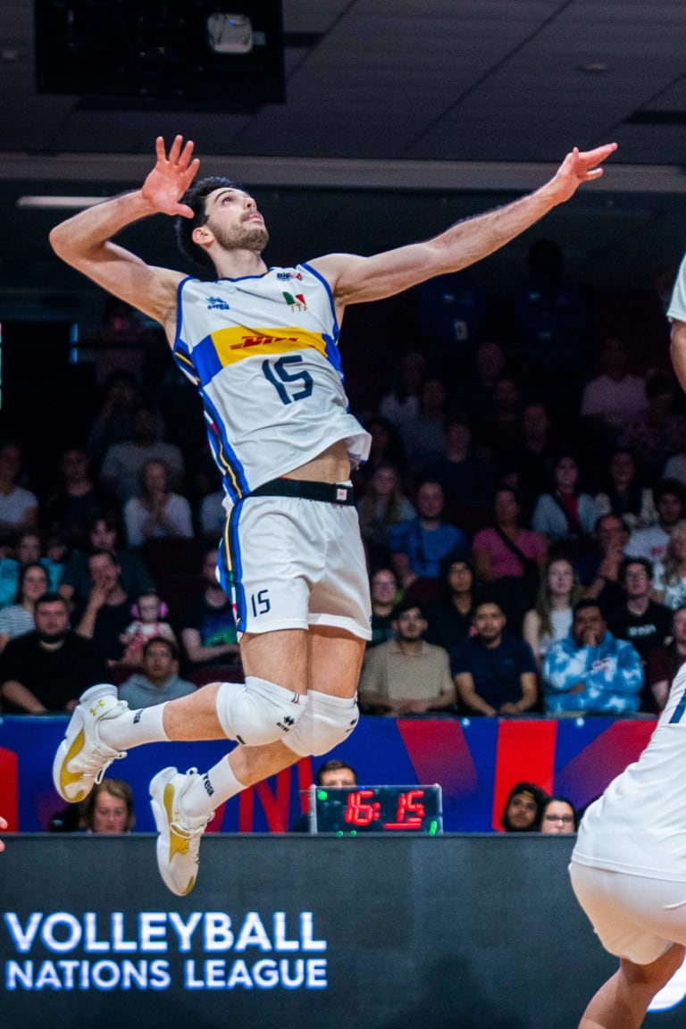 Daniele Lavia on fire as Italy bounce back and sweep USA