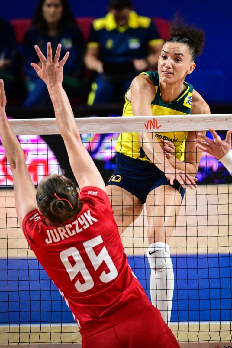 Phenomenal Gabi leads Brazil to comeback win over Poland