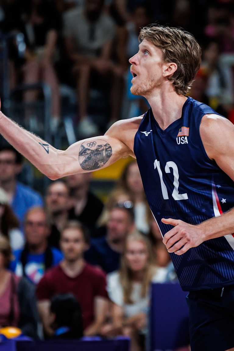 USA survive furious comeback attempt by Germany