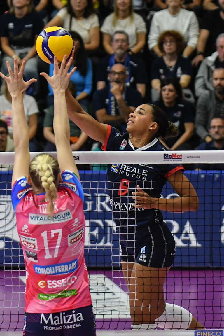 Gicquel and Skinner lead Chieri to upset Novara