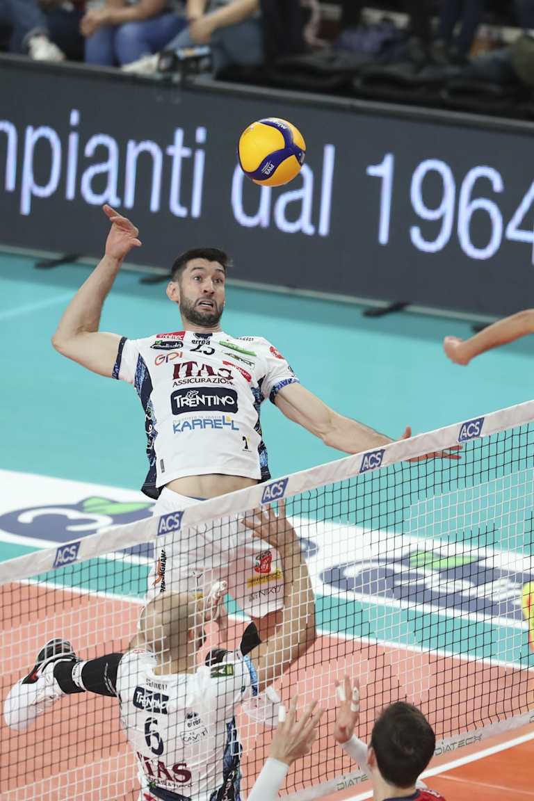 Trentino de Flávio encara clássico com o Modena no domingo