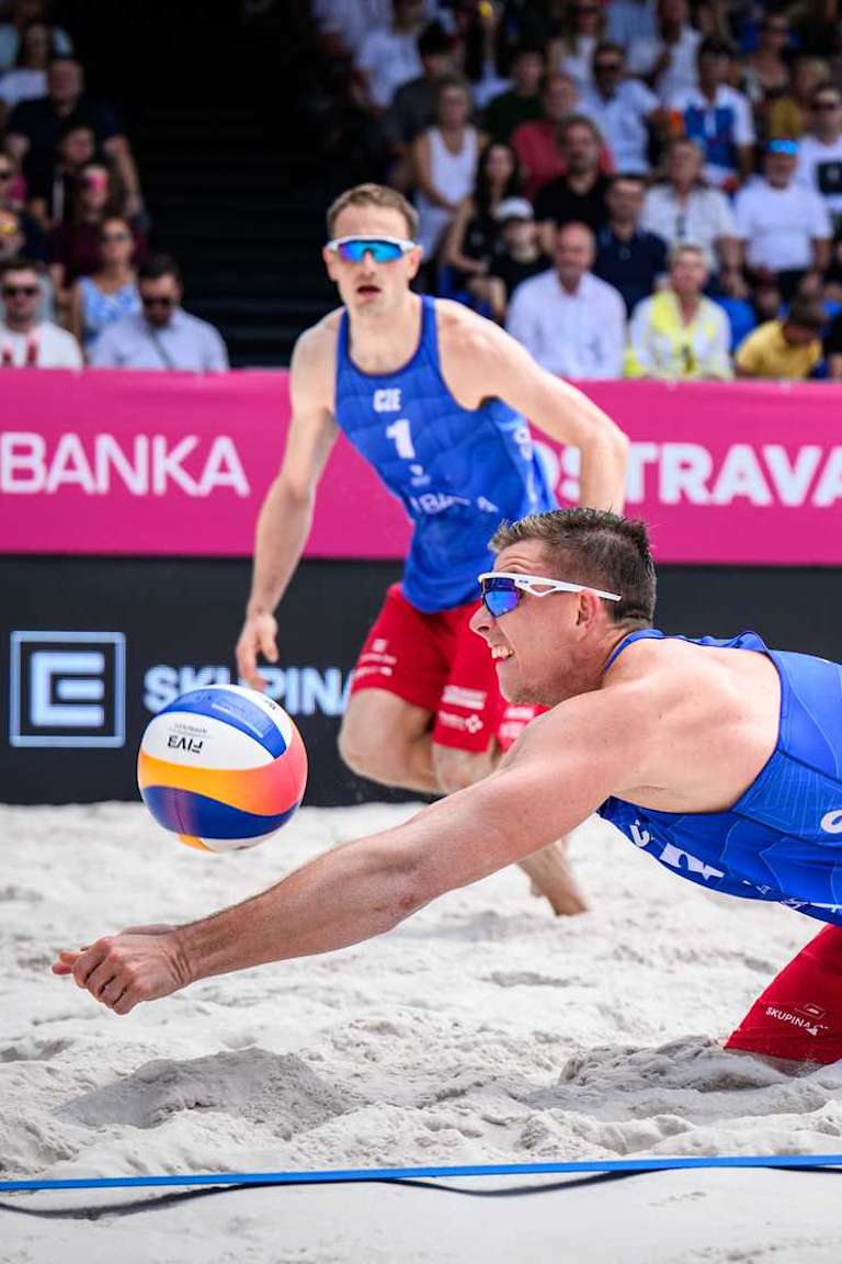 Perusic & Schweiner to slow down, but keep going!