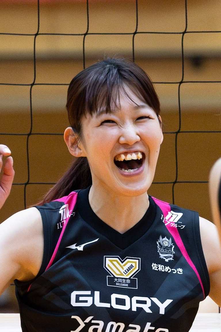 Arisa Inoue and Himeji cause Denso first damage this season