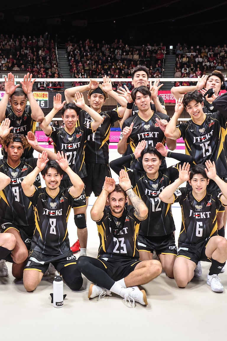 Recuperado, Lucarelli ajuda o Stings a seguir vencendo no Japão