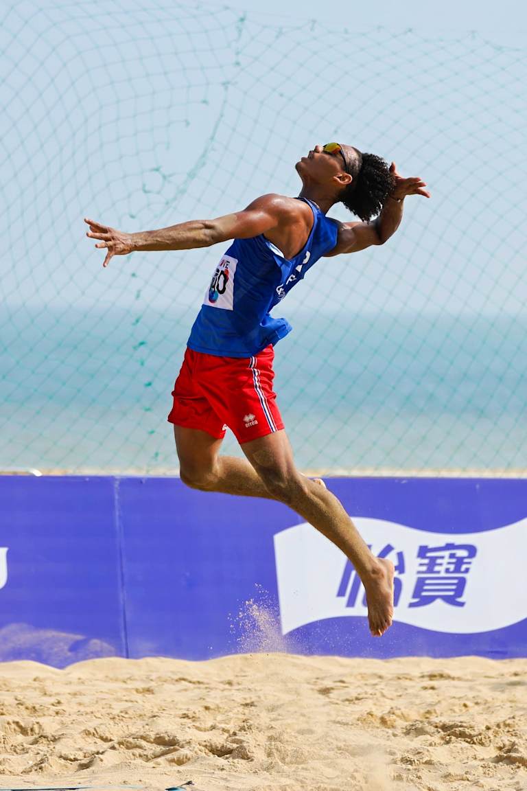 Several upsets mark start of Haikou Challenge men’s main draw