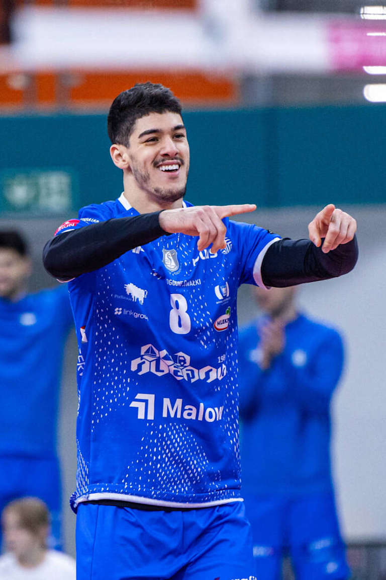 Honorato lidera grande vitória do Suwałki na Polônia