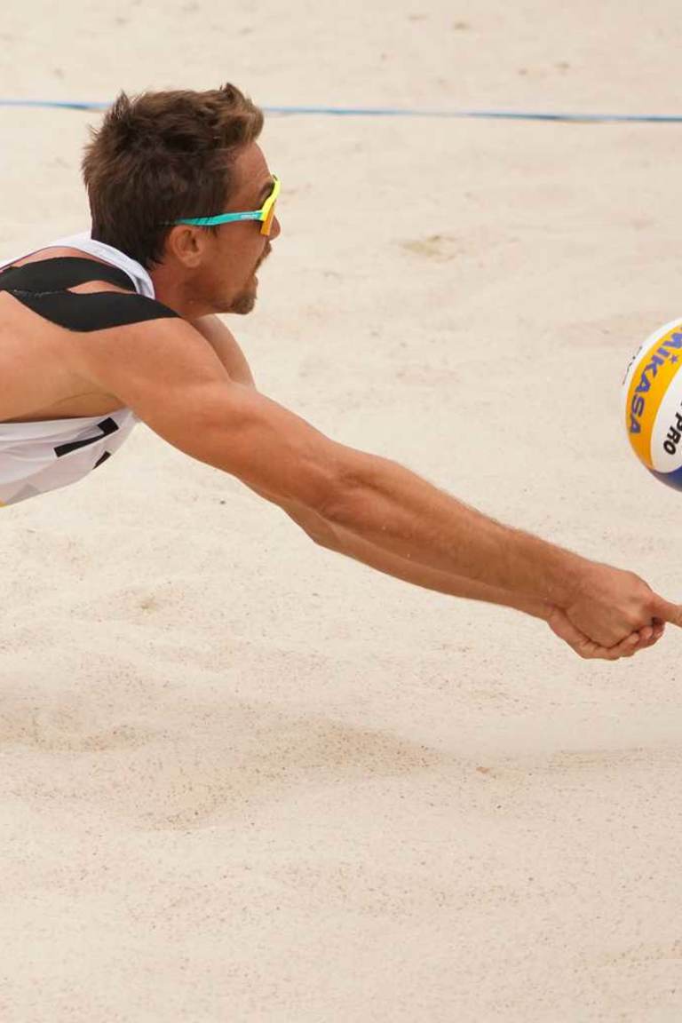 Crabb & Brunner squeeze through to Nuvali main draw in nail-biting manner