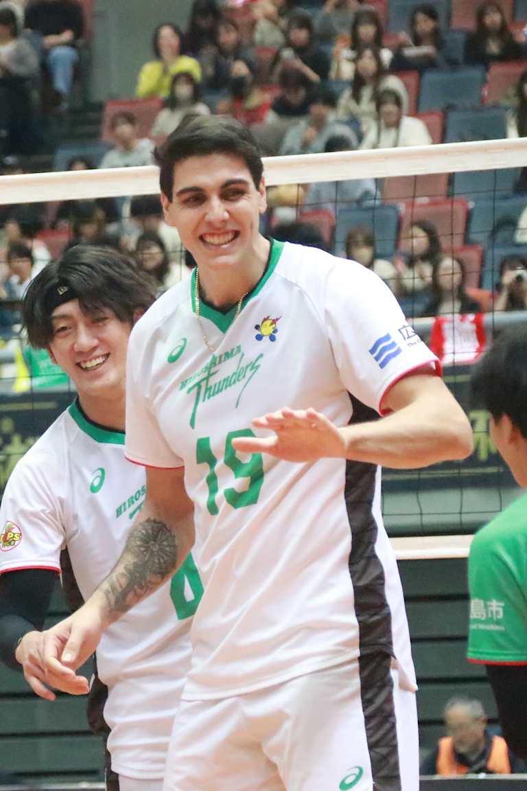 Duelo brasileiro é destaque no retorno da Liga Japonesa