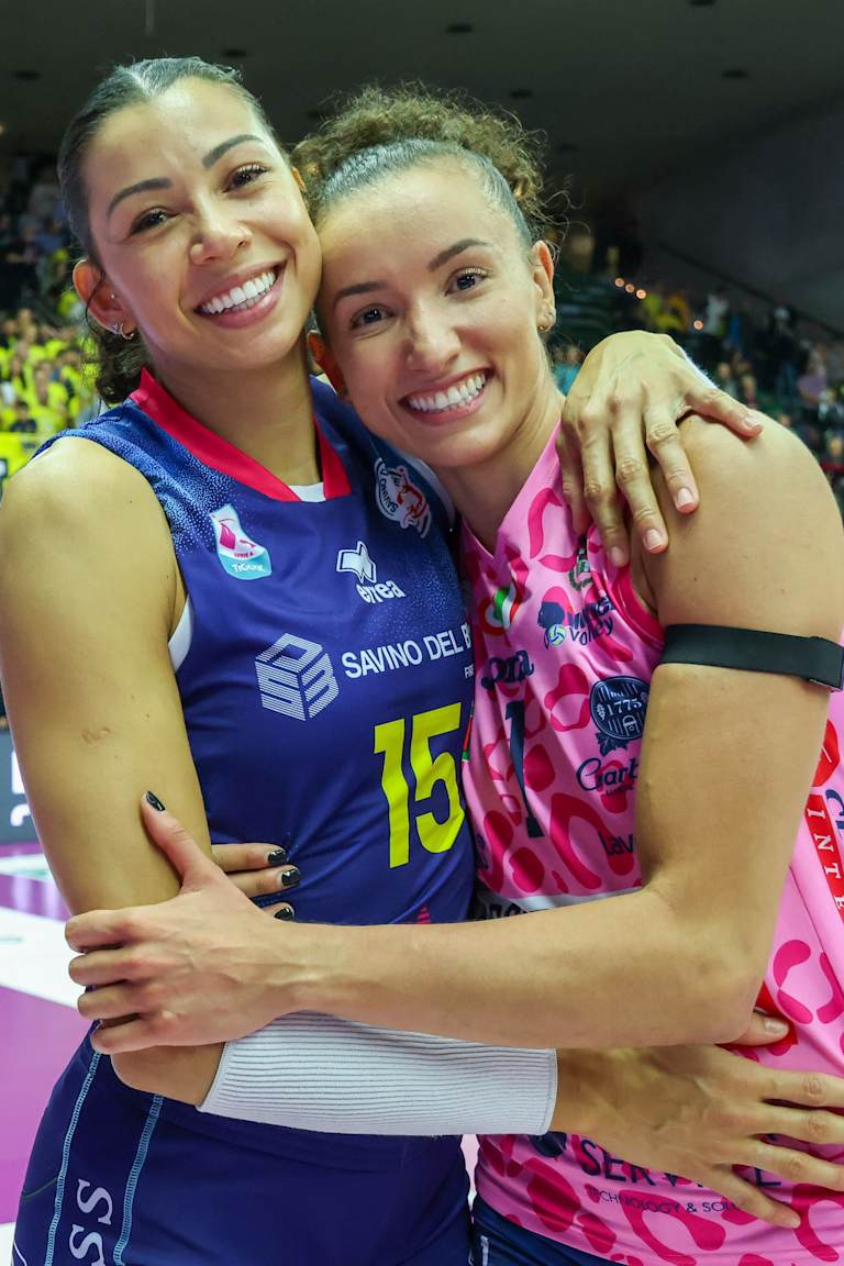 Gabi e Carol frente a frente sábado na Itália