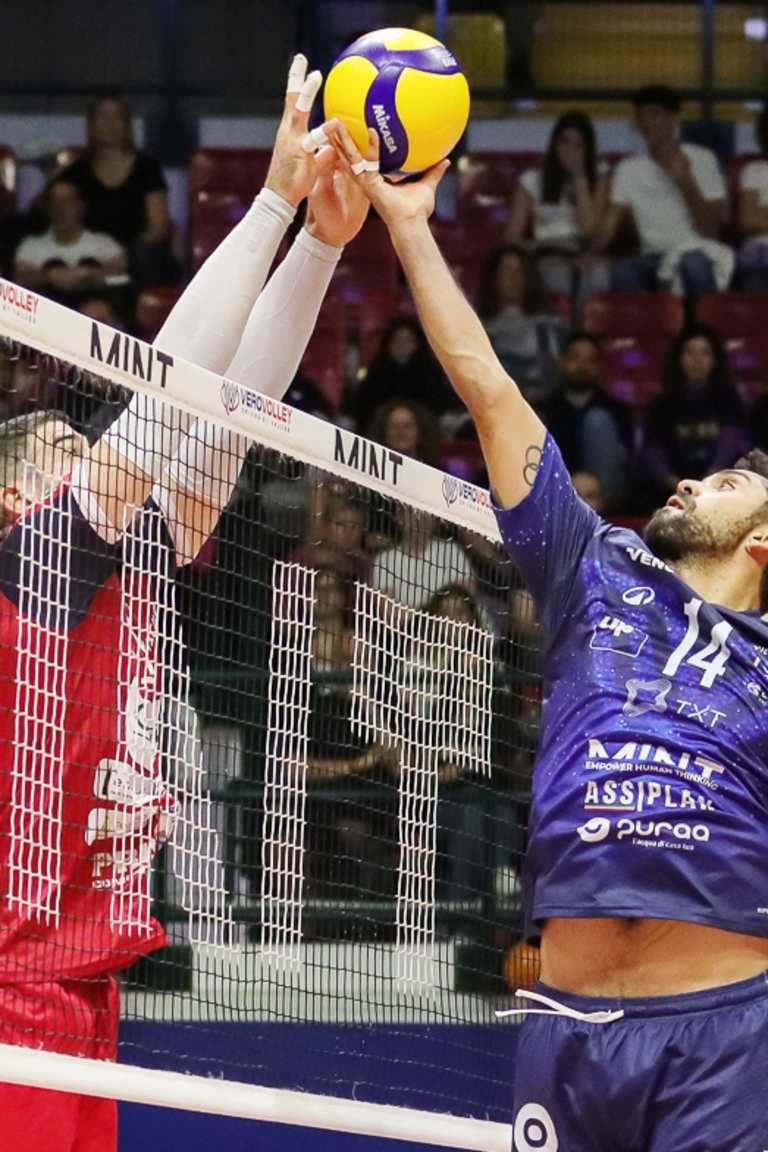 Prisma against Vero Volley in race for SuperLega survival