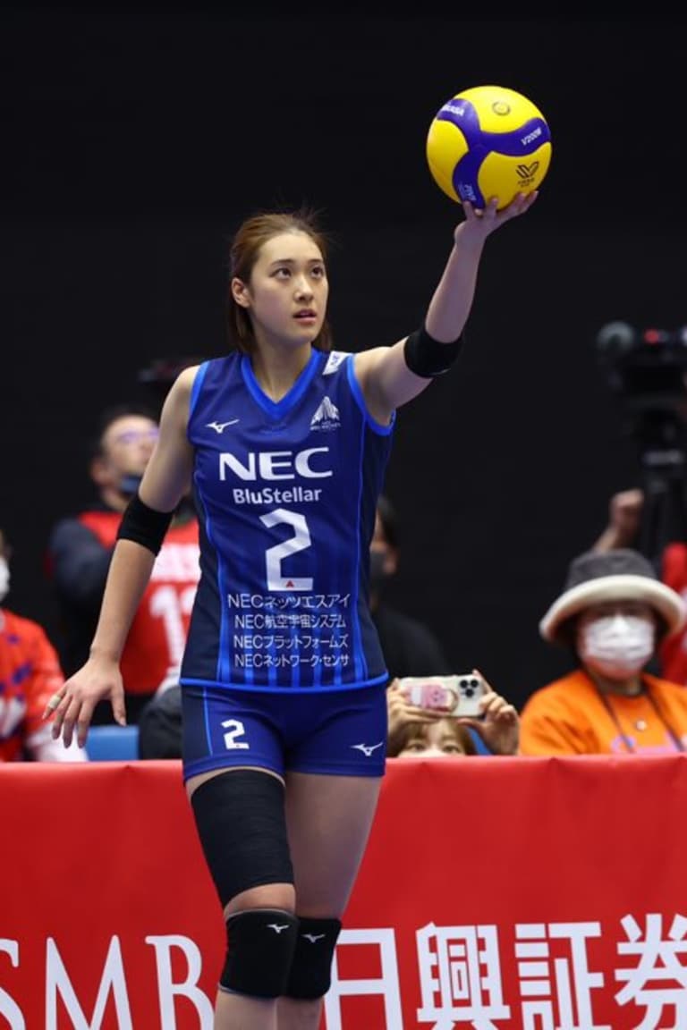 Yoshino Sato above all in NEC’s two five-set wins at Denso