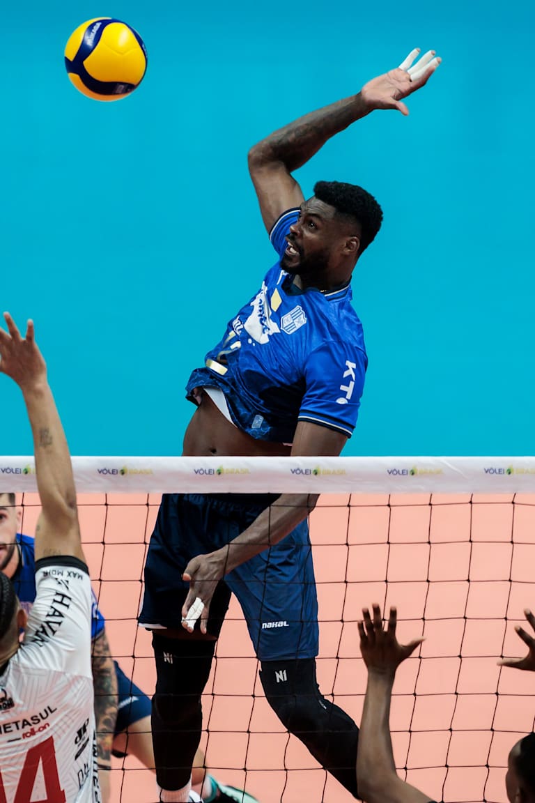 Campinas e Minas duelam em prévia da Copa Brasil